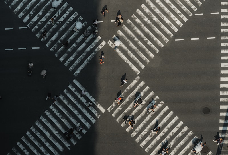 人と社会の認知を再設計する
